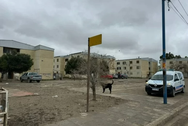  En barrio allanado por las autoridades