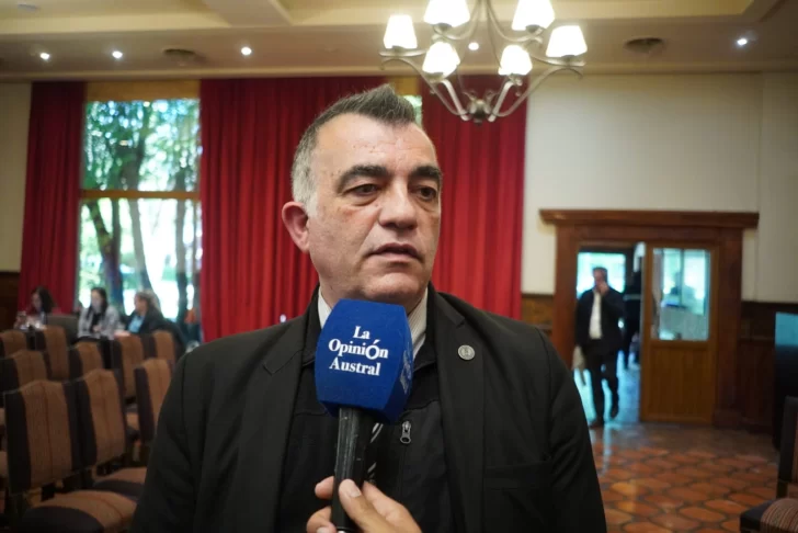 La UBA auditará los pasivos ambientales de YPF en Santa Cruz: “Es un hecho histórico”, afirmó el decano Alejandro Martínez