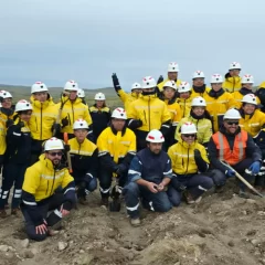 Newmont Cerro Negro recibió a 35 estudiantes santacruceños para su primera experiencia profesional en minería
