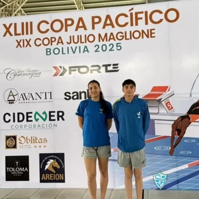 Dos hispanistas en la selección argentina de natación con medallas