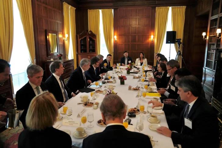 caputo-y-milei-728x485 caputo-y-milei-728x485