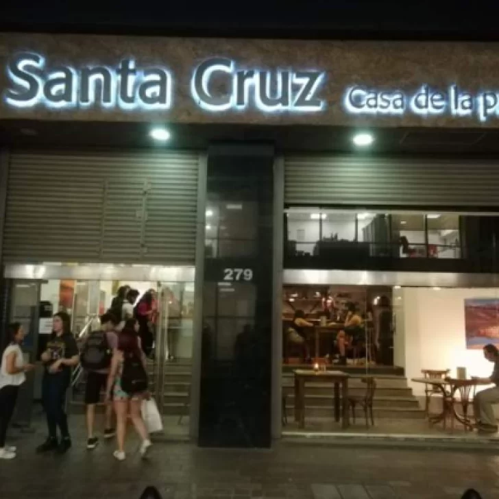 Santa Cruz despliega su turismo, gastronomía y música en vivo en La Noche de las Casas de Provincia 