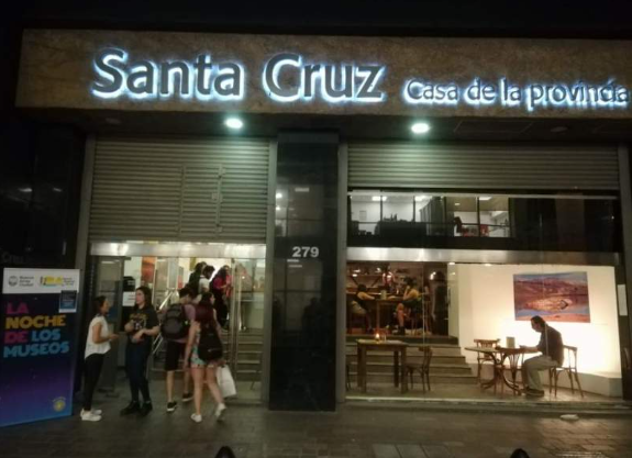 Santa Cruz despliega su turismo, gastronomía y música en vivo en La Noche de las Casas de Provincia 