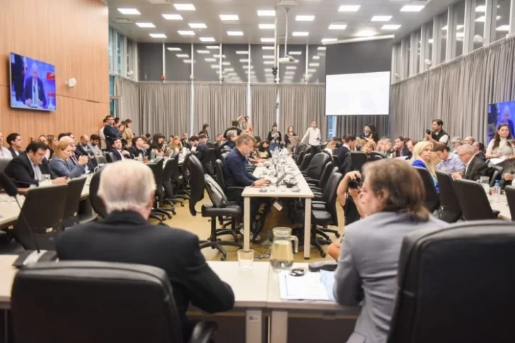 Presupuesto Nacional 2026: Con cuatro dictámenes el proyecto quedó habilitado para llegar al recinto de Diputados