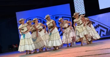 Histórica participación de Las Heras en el Primer Festival Cosquín Danza Histórica participación de Las Heras en el Primer Festival Cosquín Danza