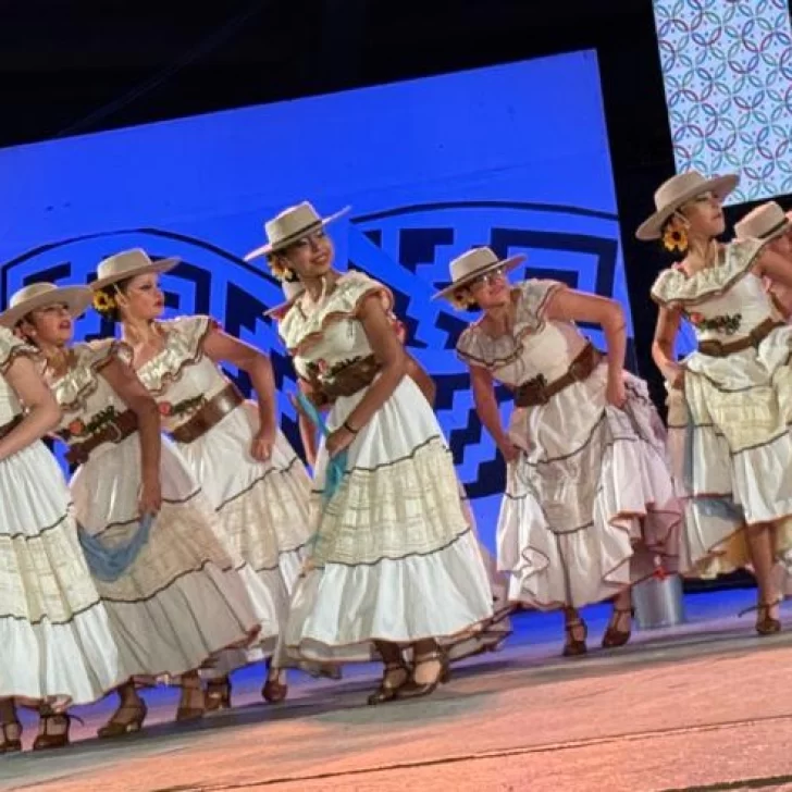 Histórica participación de Las Heras en el Primer Festival Cosquín Danza Histórica participación de Las Heras en el Primer Festival Cosquín Danza