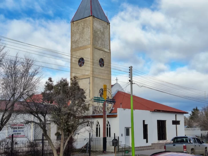  Las celebraciones serán el sábado 29 a las 19:00 en la Capilla Niño Jesús; el domingo 30 a las 11:00 en la Parroquia San José y a las 19:00 en la Capilla Virgen del Rosario.
