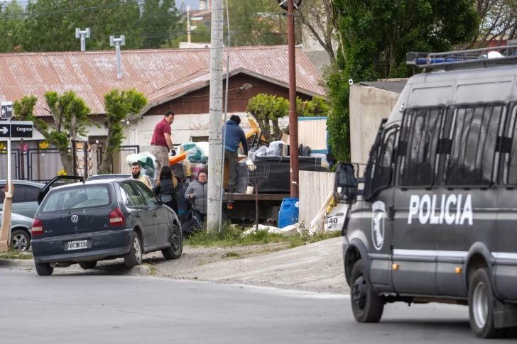 Desalojaron a la mamá de Franco Cuevas con un operativo de más de 70 agentes