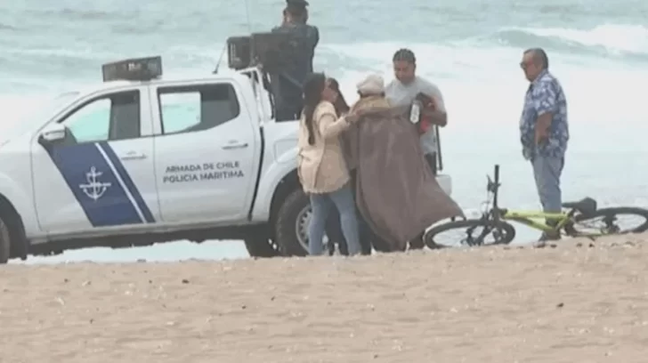 Confirmaron que el cuerpo hallado en la playa Chile es del adolescente argentino que había sido arrastrado por la corriente