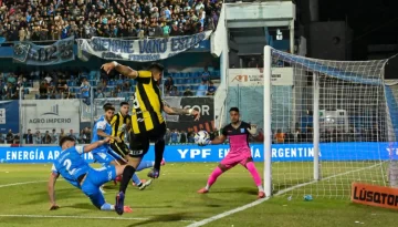 Estudiantes (RC) venció a Deportivo Madryn en la ida de la final del Reducido Estudiantes (RC) venció a Deportivo Madryn en la ida de la final del Reducido