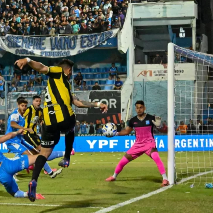 Estudiantes (RC) venció a Deportivo Madryn en la ida de la final del Reducido Estudiantes (RC) venció a Deportivo Madryn en la ida de la final del Reducido