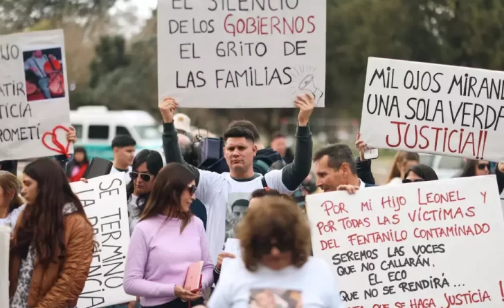  Familiares de víctimas fallecidas por fentanilo buscan justicia.