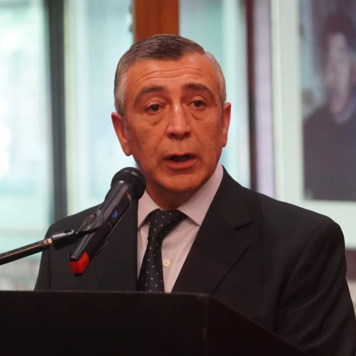 Jaime Álvarez destacó que el acuerdo por las áreas que YPF cedió a Santa Cruz “es uno de los mejores en el país”