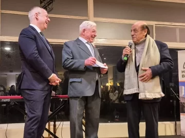 Las últimas apariciones públicas de Juan José Mussi: de la celebración por el centenario de La Palabra de Berazategui a las últimas elecciones Las últimas apariciones públicas de Juan José Mussi: de la celebración por el centenario de La Palabra de Berazategui a las últimas elecciones