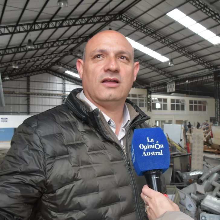 Julio Bujer dijo que Vialidad Nacional debe más de $15 mil millones a Santa Cruz por el cuidado de las rutas nacionales despejadas de nieve Julio Bujer dijo que Vialidad Nacional debe más de $15 mil millones a Santa Cruz por el cuidado de las rutas nacionales despejadas de nieve