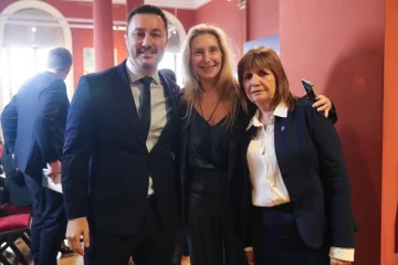 Karina Milei recibió a los diputados electos de La Libertad Avanza en Casa Rosada y trazó la agenda legislativa Karina Milei recibió a los diputados electos de La Libertad Avanza en Casa Rosada y trazó la agenda legislativa