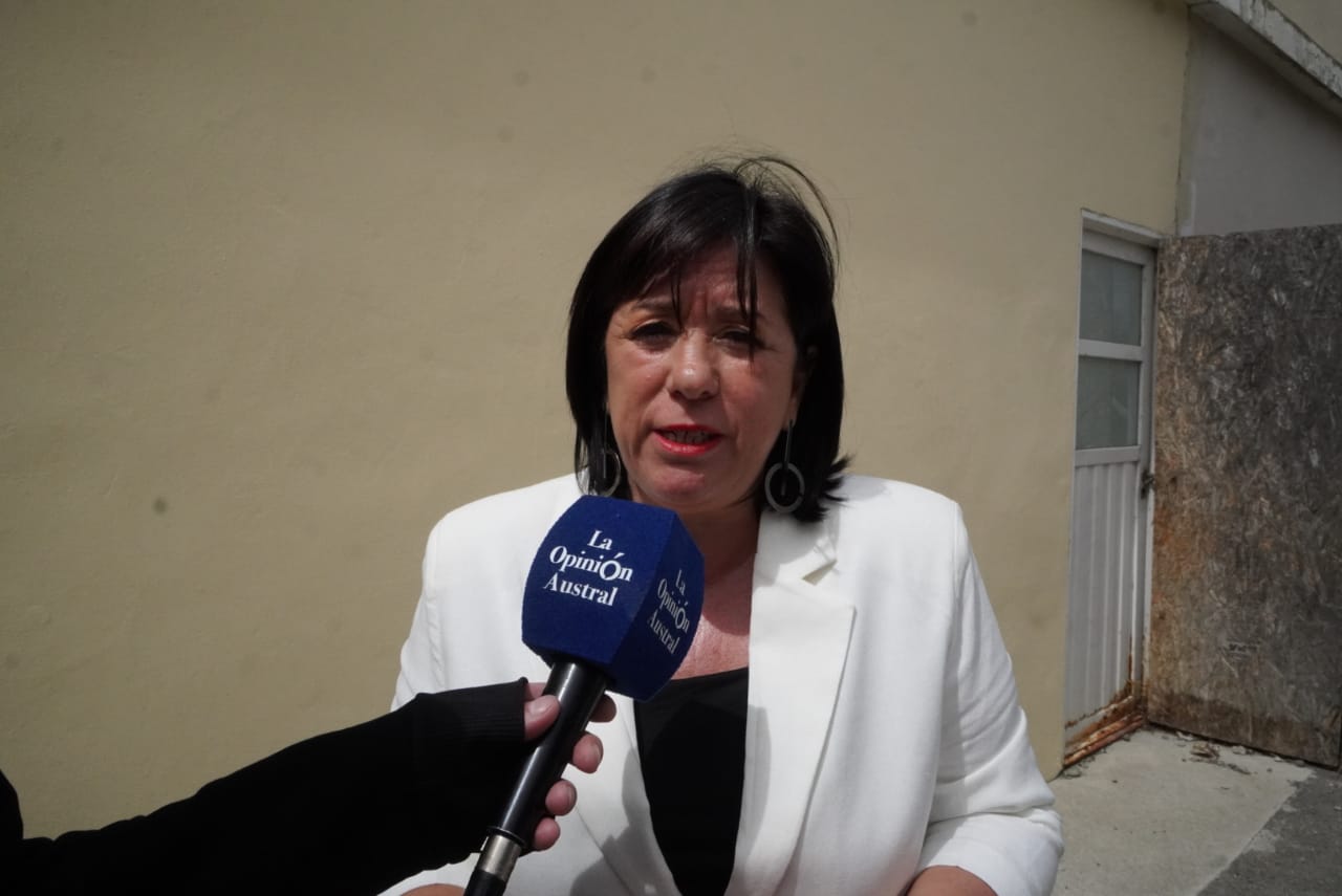  La abogada de Roberto Neil destacó a La Opinión Austral que el fallo no fue unánime y adelantó que apelará. FOTO: LEANDRO FRANCO / LA OPINIÓN AUSTRAL.