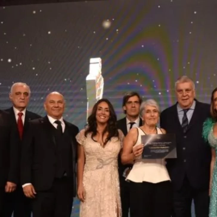 Martín Fierro de la Salud: reconocen a la Fundación Favaloro por sus 50 años de compromiso con la salud Martín Fierro de la Salud: reconocen a la Fundación Favaloro por sus 50 años de compromiso con la salud