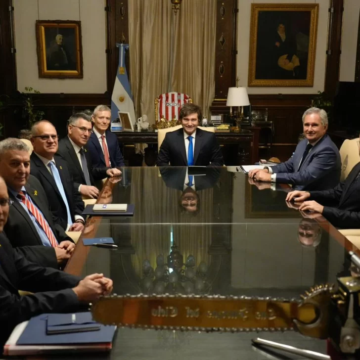 Javier Milei pone la mira en el “Chiqui” Tapia y crece la tensión entre el Gobierno y la AFA