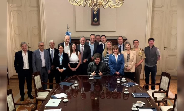 Milei encabeza reunión de Gabinete con foco en Presupuesto 2026 y reforma laboral