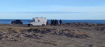 Secuestraron a una mujer e intentaron arrojarla al mar: la hallaron maniatada