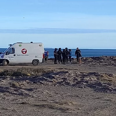 Secuestraron a una mujer e intentaron arrojarla al mar: la hallaron maniatada Secuestraron a una mujer e intentaron arrojarla al mar: la hallaron maniatada