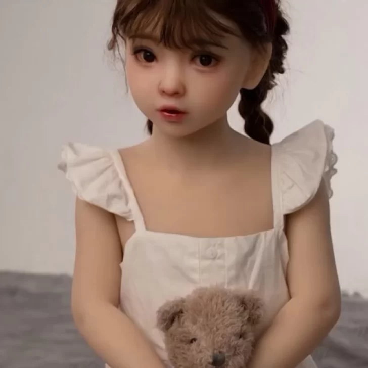 Escándalo en Shein: investigan a la gigante china por vender muñecas sexuales con apariencia infantil Escándalo en Shein: investigan a la gigante china por vender muñecas sexuales con apariencia infantil