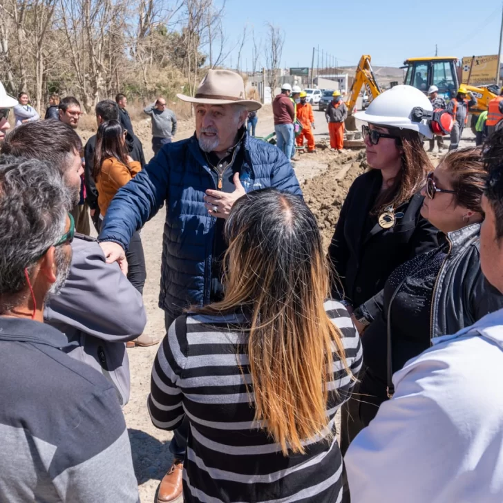 Othar Macharashvili: “Estamos avanzando con una obra fundamental para la zona sur de Comodoro” Othar Macharashvili: “Estamos avanzando con una obra fundamental para la zona sur de Comodoro”