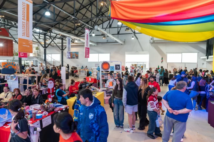  La muestra de los talleres contó con más de 3.000 participantes en el Centro Cultural de Comodoro Rivadavia.