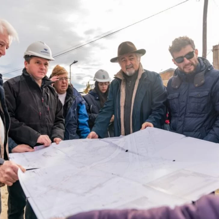 Comodoro Rivadavia: la gestión de Othar Macharashvili invirtió más de $4.800 millones en obras de gas y cloacas que mejoraron la vida de 4.000 familias Comodoro Rivadavia: la gestión de Othar Macharashvili invirtió más de $4.800 millones en obras de gas y cloacas que mejoraron la vida de 4.000 familias