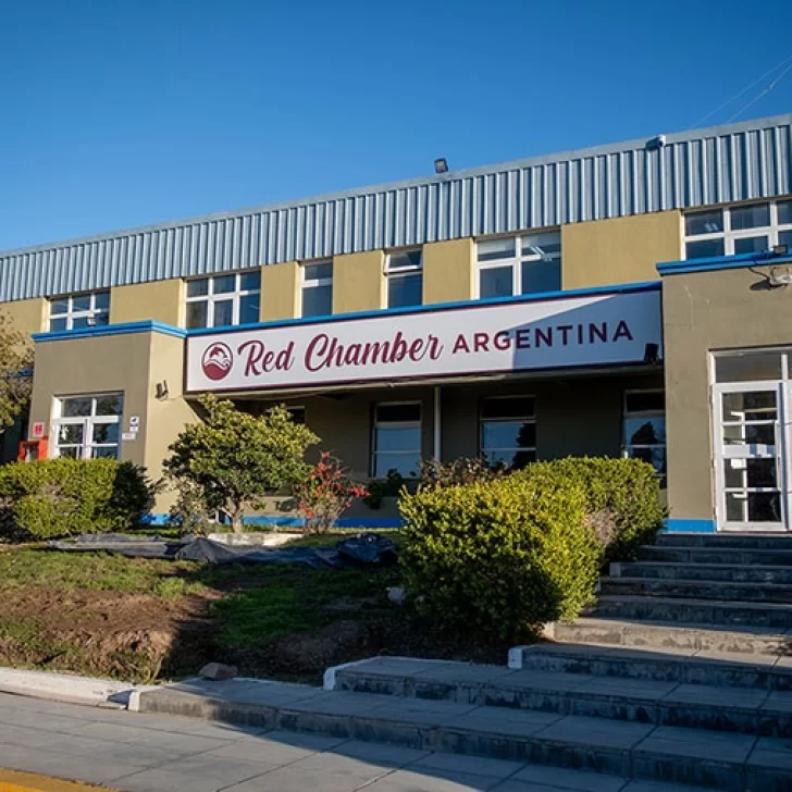 Polémica en Chubut por el acuerdo millonario con Red Chamber y los permisos de pesca excepcionales Polémica en Chubut por el acuerdo millonario con Red Chamber y los permisos de pesca excepcionales