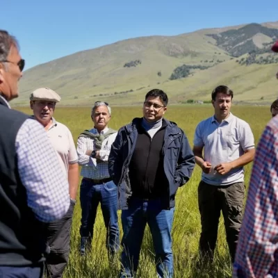 El gobernador Claudio Vidal presentó el primer proyecto agroproductivo público-privado de Santa Cruz El gobernador Claudio Vidal presentó el primer proyecto agroproductivo público-privado de Santa Cruz