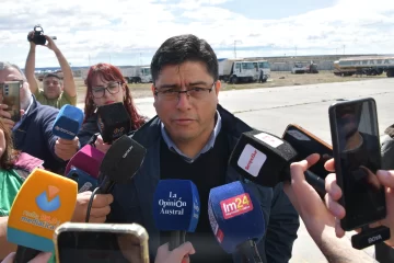 Claudio Vidal en Austral Construcciones: “Dejará de ser un símbolo de la corrupción para ser uno de producción y trabajo” Claudio Vidal en Austral Construcciones: “Dejará de ser un símbolo de la corrupción para ser uno de producción y trabajo”