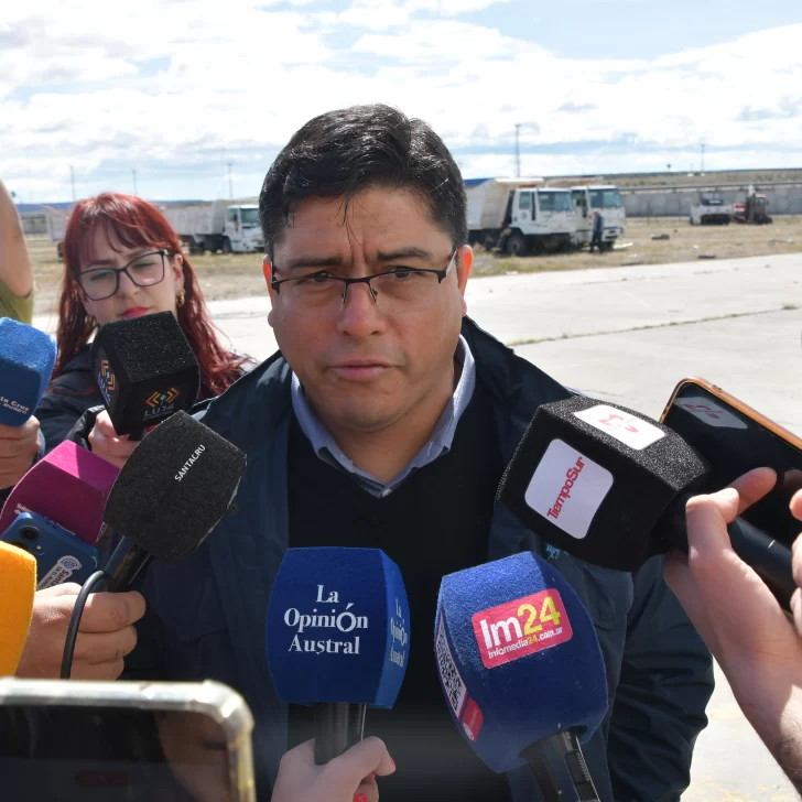 Claudio Vidal en Austral Construcciones: “Dejará de ser un símbolo de la corrupción para ser uno de producción y trabajo” Claudio Vidal en Austral Construcciones: “Dejará de ser un símbolo de la corrupción para ser uno de producción y trabajo”