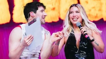 Wanda Nara fue invitada al show de Martín Cirio y apareció para cantar: “Me escribió un ex” Wanda Nara fue invitada al show de Martín Cirio y apareció para cantar: “Me escribió un ex”
