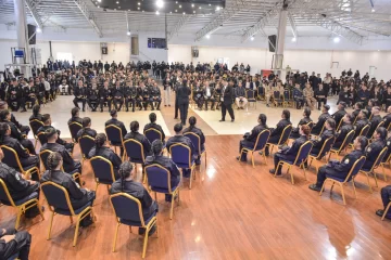 La Policía de Santa Cruz suma 139 efectivos clave y prioriza el refuerzo en Zona Norte y Río Gallegos La Policía de Santa Cruz suma 139 efectivos clave y prioriza el refuerzo en Zona Norte y Río Gallegos