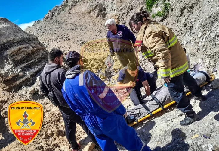  Bomberos de Pico Truncado liberaron a un trabajador.