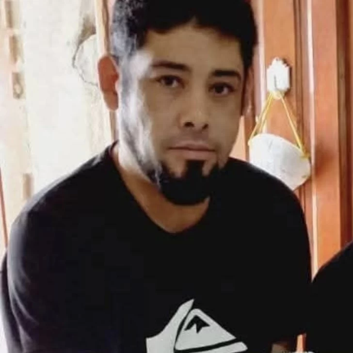 El triste adiós al auxiliar docente de 38 años fallecido en el acceso sur de Caleta Olivia: “Fue algo fortuito”