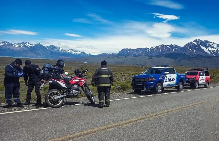 Un turista mendocino tuvo un contratiempo en las rutas de Santa Cruz y fue asistido por la Policía