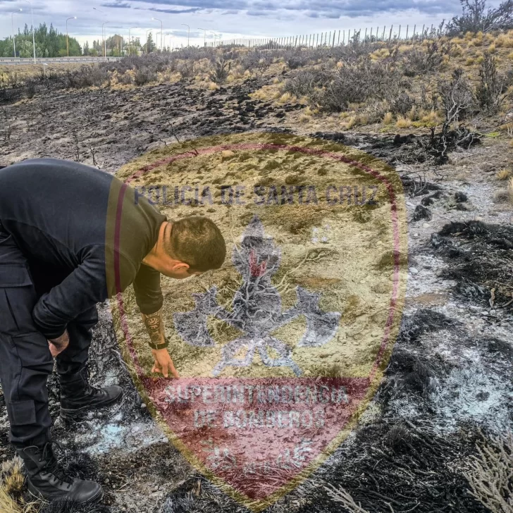 Un asado mal extinguido generó un incendio en Güer Aike y fue controlado por bomberos Un asado mal extinguido generó un incendio en Güer Aike y fue controlado por bomberos