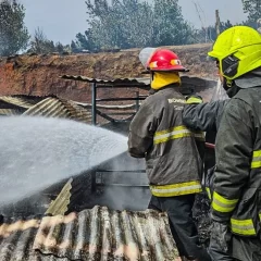 Incendio destruyó una vivienda rural en Las Horquetas: investigan una falla eléctrica de un calefón
