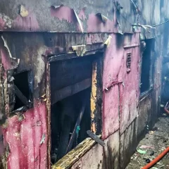 “Quedamos con lo puesto”: El desgarrador testimonio de la familia que perdió todo en un incendio en el barrio Belgrano