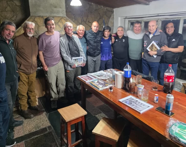 Asado de ex jugadores con recuerdos y reconocimientos