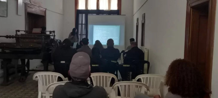 CHARLA-HUELGAS-PATAGONICAS-PUERTO-DESEADO-728x328