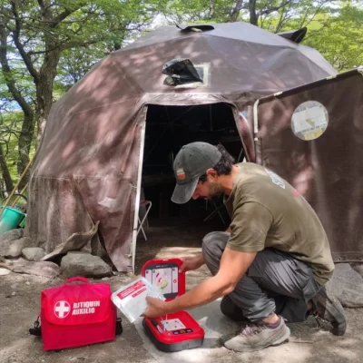 Parques Nacional Los Glaciares: entregaron desfibriladores a campamentos de Zona Norte Parques Nacional Los Glaciares: entregaron desfibriladores a campamentos de Zona Norte