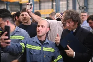 Reforma laboral: el Gobierno acelera cambios clave en contratos, indemnizaciones y poder sindical Reforma laboral: el Gobierno acelera cambios clave en contratos, indemnizaciones y poder sindical