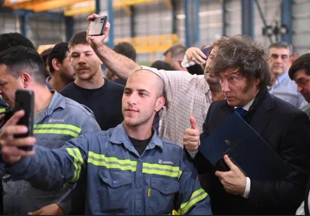 Reforma laboral: el Gobierno acelera cambios clave en contratos, indemnizaciones y poder sindical