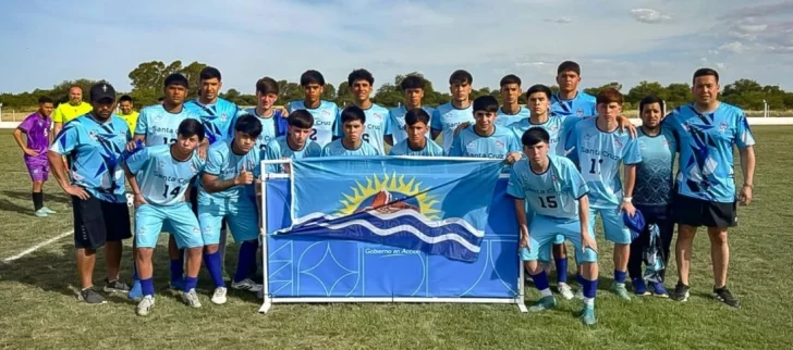  , la selección masculina de fútbol hizo su estreno ante la región de Biobío.