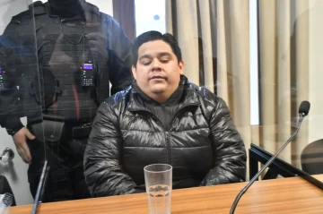 El exconcejal de Río Gallegos, Emilio Maldonado, irá a juicio otra vez por más casos de abuso: cumple una condena de 16 años en la cárcel El exconcejal de Río Gallegos, Emilio Maldonado, irá a juicio otra vez por más casos de abuso: cumple una condena de 16 años en la cárcel