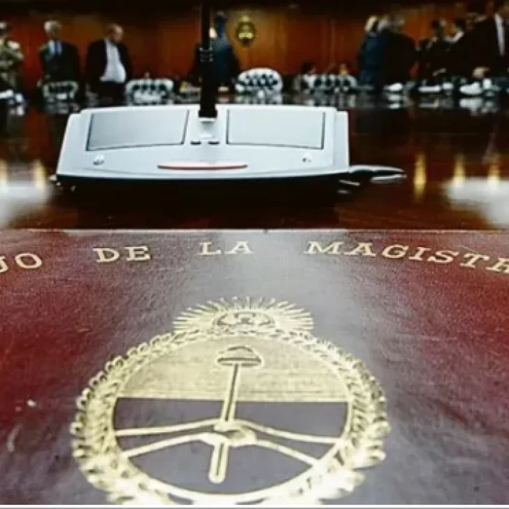 El Consejo de la Magistratura dejará de depender del Ministerio de Justicia y asumirá su propia defensa legal El Consejo de la Magistratura dejará de depender del Ministerio de Justicia y asumirá su propia defensa legal